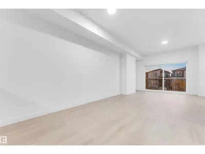 #56 18110 28 AV SW photo 21
