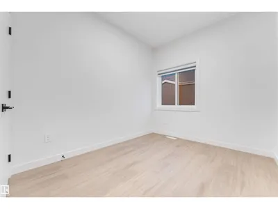 #56 18110 28 AV SW photo 28