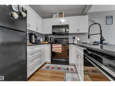 #100 150 EDWARDS DR SW photo 11