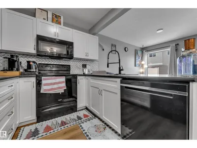 #100 150 EDWARDS DR SW photo 16