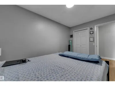 #100 150 EDWARDS DR SW photo 24