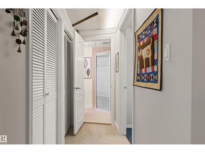 15405 75 AV NW photo 48