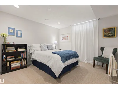 15405 75 AV NW photo 46