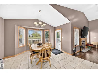 15104 48 ST NW photo 9