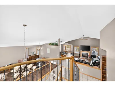 15104 48 ST NW photo 17