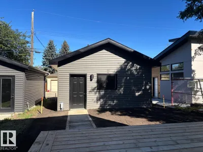 7928 97 AV NW photo 50
