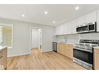 #21 9375 172 ST NW photo 9