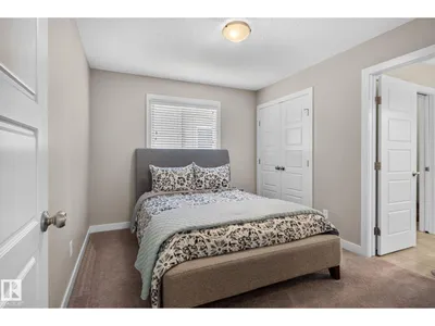 4017 171A AV NW photo 34