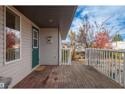 4909 57 AV photo 74
