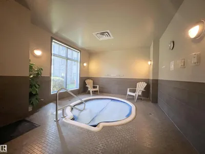 #106 160 MAGRATH RD NW photo 55