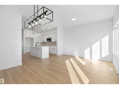 4207 63 ST photo 18