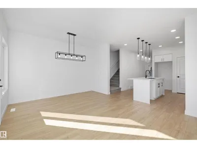 4207 63 ST photo 16