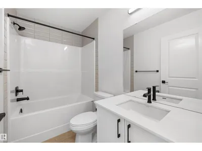 4207 63 ST photo 24