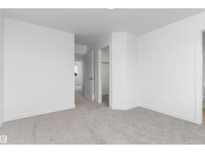 4203 63 ST photo 30