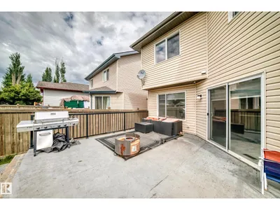 1549 37C AV NW photo 12