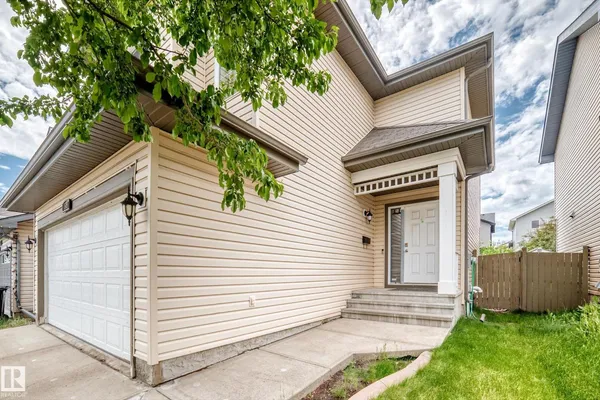 1549 37C AV NW photo 2