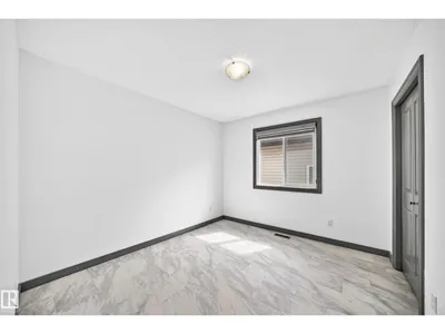 1549 37C AV NW photo 35