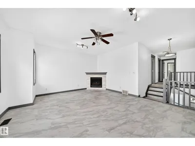 1549 37C AV NW photo 41