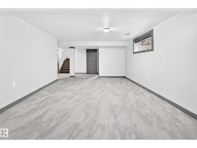 1549 37C AV NW photo 44