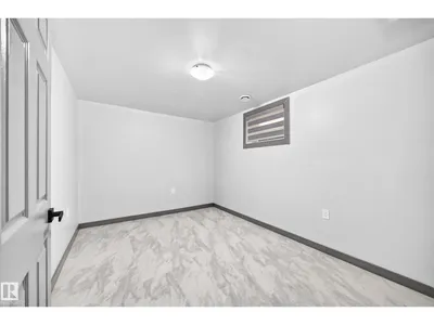 1549 37C AV NW photo 45