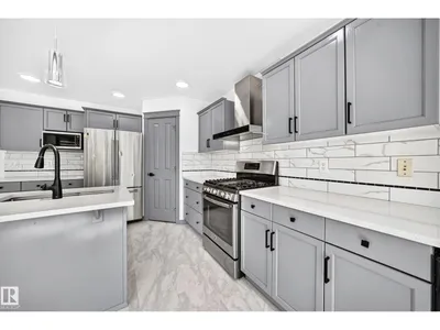 1549 37C AV NW photo 9