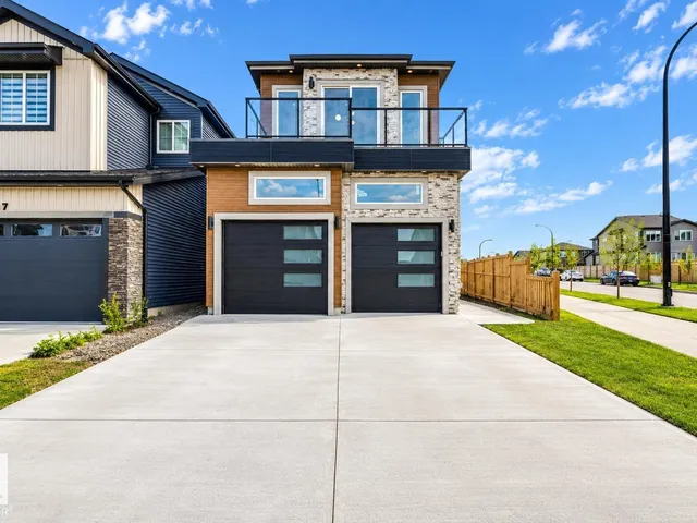 231 28 ST SW, Edmonton