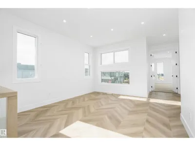 231 28 ST SW photo 23