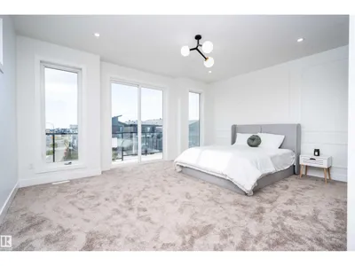 231 28 ST SW photo 24