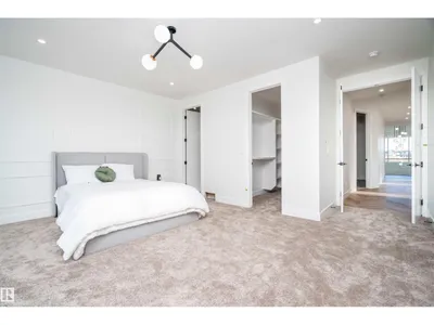 231 28 ST SW photo 25