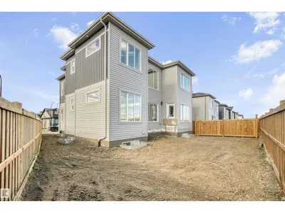 231 28 ST SW photo 44