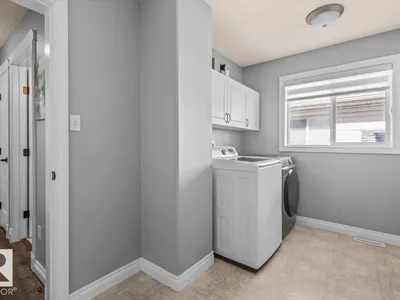 15420 44 ST NW photo 24