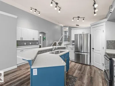15420 44 ST NW photo 14
