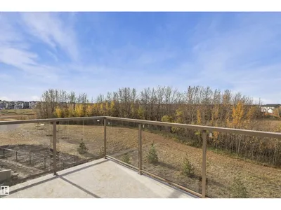 2159 1 AV SW photo 29