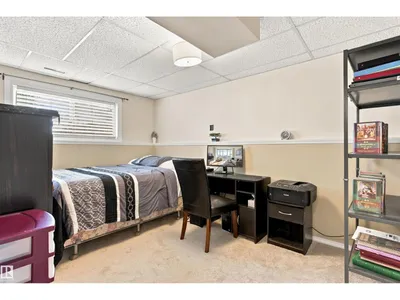 18208 99 AV NW photo 34