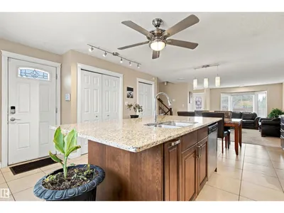 18208 99 AV NW photo 18