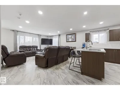 8955 150 ST NW photo 12