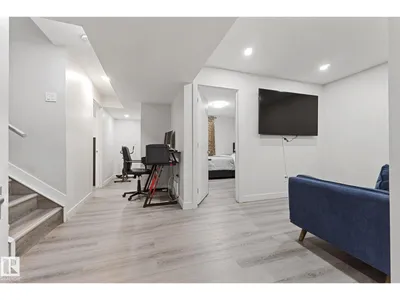 8955 150 ST NW photo 46