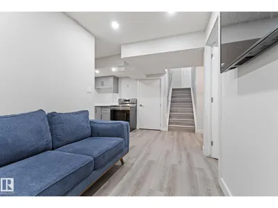 8955 150 ST NW photo 39