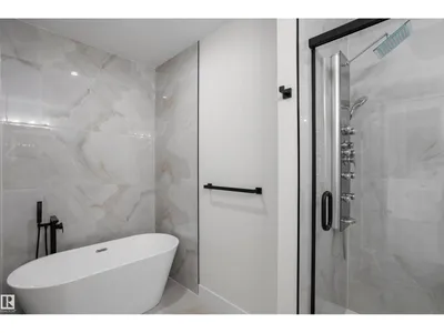 2155 1 AV SW photo 34