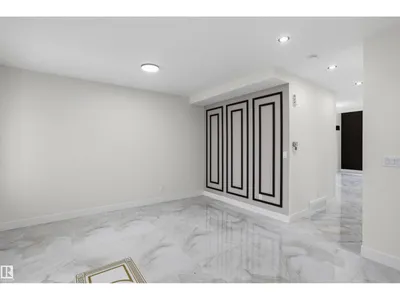 2155 1 AV SW photo 7