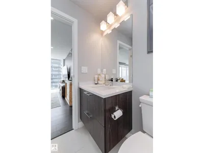 #2400 10180 103 ST NW photo 32