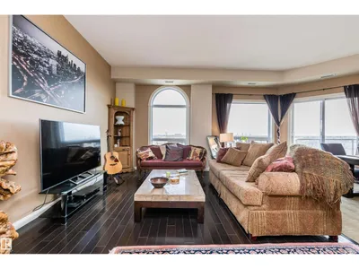 #1302 9819 104 ST NW photo 8