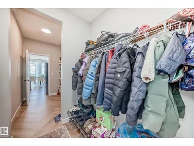 4231 206 ST NW photo 30