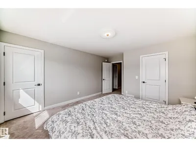 4231 206 ST NW photo 33