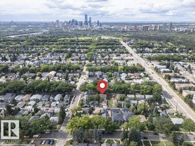 10509 77 ST NW photo 57