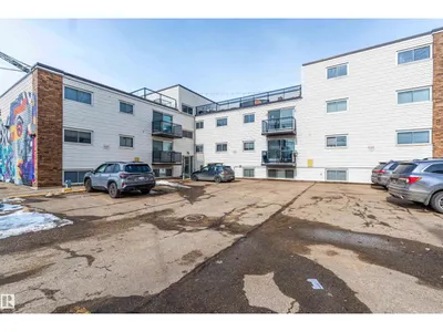 #302 10745 83 AV NW photo 27