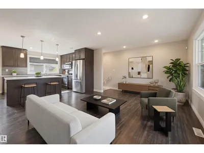 13919 119 AV NW photo 5