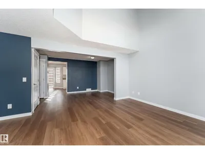#68 3380 28A AV NW photo 8