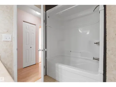 1720 65 ST NW photo 29