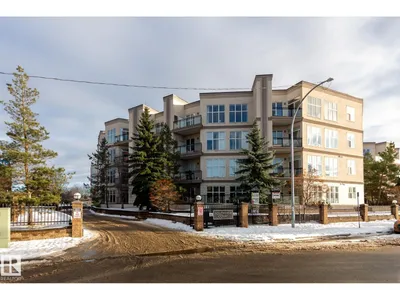 #162 4823 104A ST NW photo 31